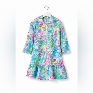 Lilly Pulitzer Girl’s Coastal Preppy hooded dress in the Sophie Bird Print